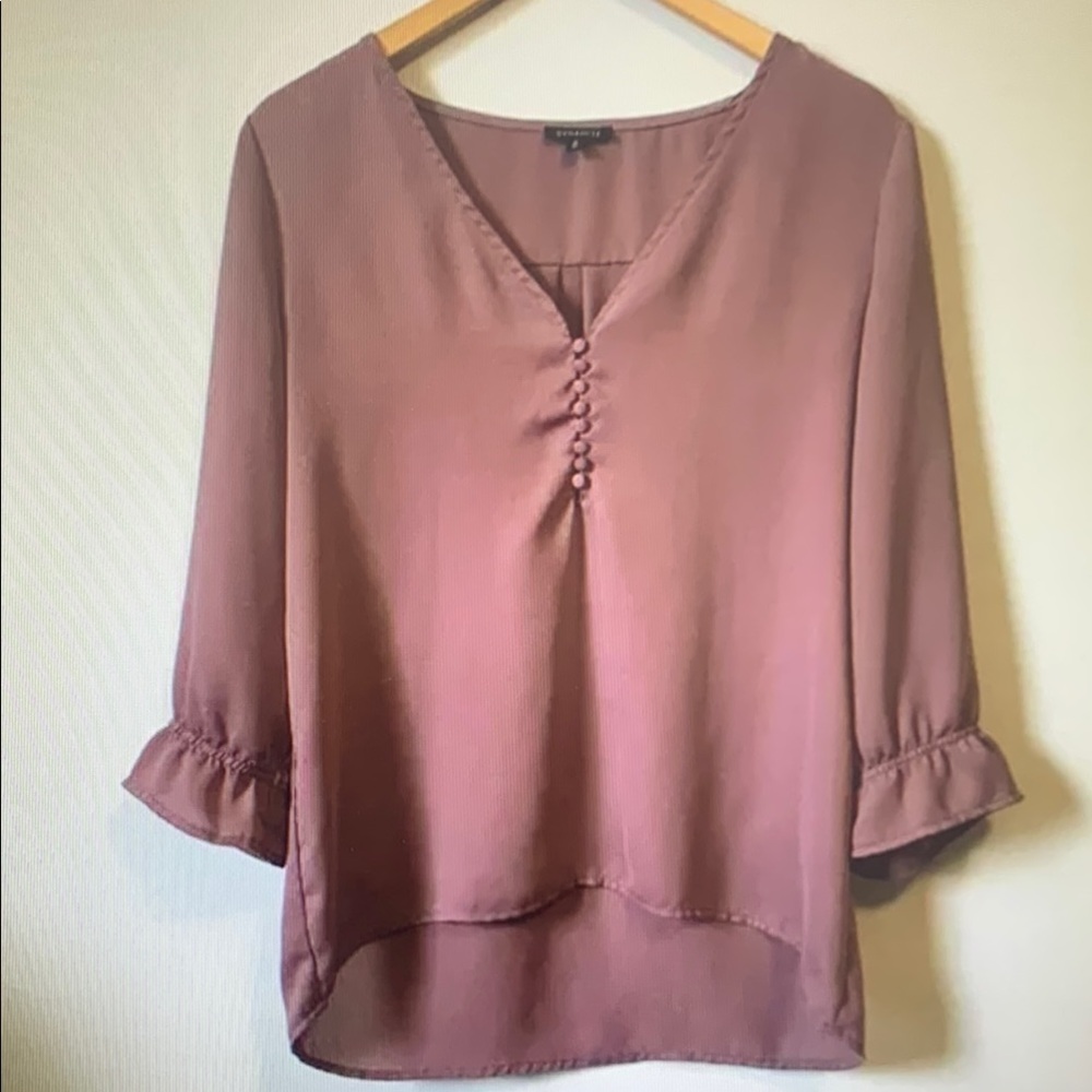 Elegant Mauve Blouse with Button Detail